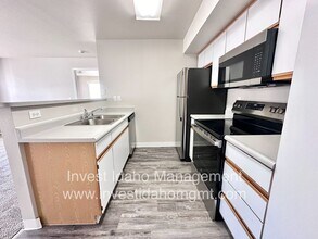 10787 W Halstead Ln in Boise, ID - Building Photo - Building Photo