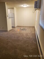 45 Bonnymede Rd in Pueblo, CO - Building Photo