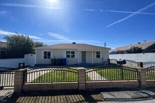 920 E Elma St in Ontario, CA - Building Photo