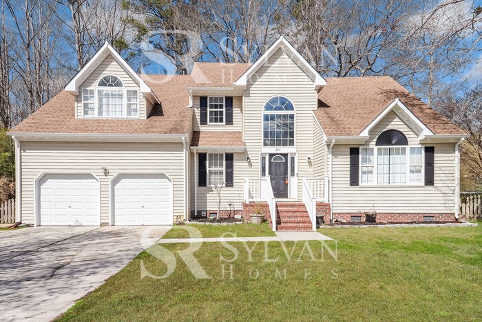 1204 Willow Creek Ct in Chesapeake, VA - Building Photo