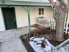 1931 Valley Rd in Reno, NV - Building Photo - Building Photo