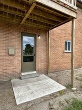 1922 Goddard Rd in Lincoln Park, MI - Foto de edificio - Building Photo