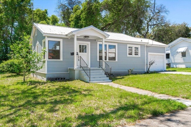 property at 9 Spencer St