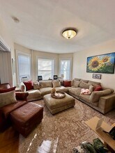 7 Rumford Ave in Waltham, MA - Building Photo - Building Photo