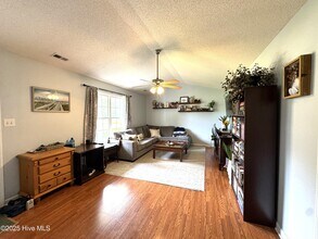 304 Woody Way in Sneads Ferry, NC - Building Photo - Building Photo