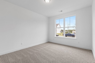 8812 James Crk Dr in Ooltewah, TN - Foto de edificio - Building Photo