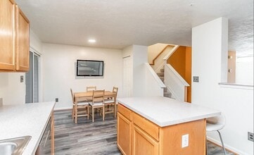 4733 Buxton Cir in Owings Mills, MD - Foto de edificio - Building Photo
