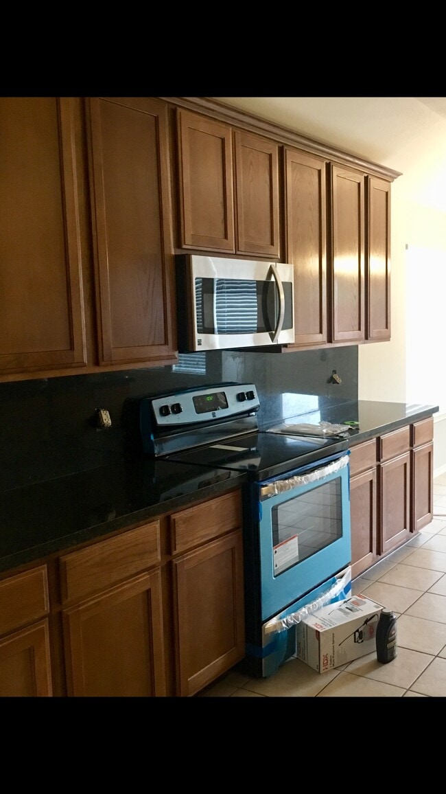 4003 Santa Susana in Mission, TX - Building Photo - Building Photo