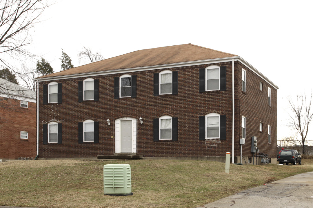 4348 Newport Rd in Louisville, KY - Foto de edificio