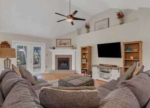 4501 Parkwood Square in Niceville, FL - Building Photo - Building Photo