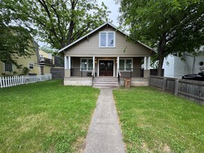 1005 E 39th St in Austin, TX - Building Photo - Building Photo
