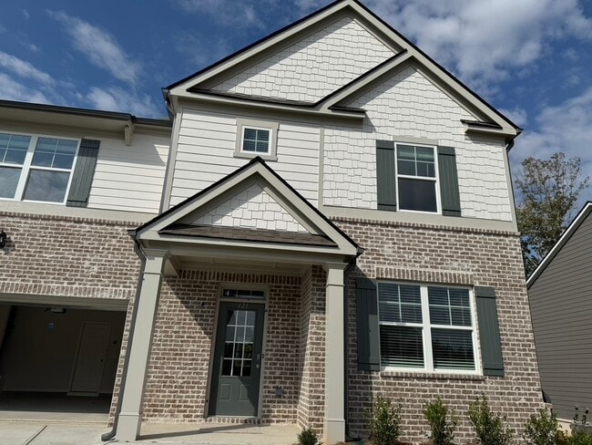 property at 121 Landsdowne Way SE