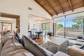 6523 Caminito Catalan in San Diego, CA - Building Photo - Building Photo