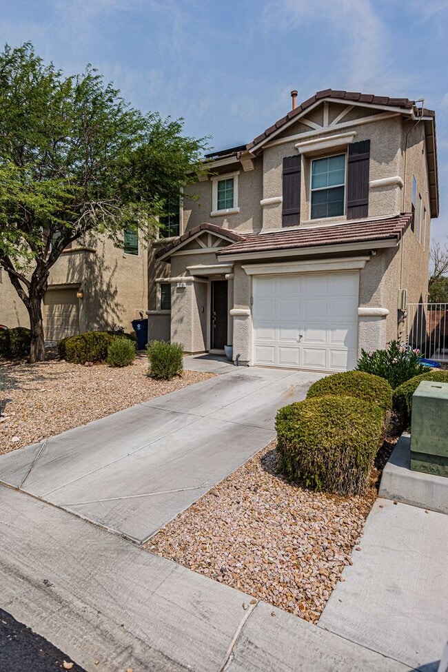 116 Trumphet Lilly Ave in Las Vegas, NV - Building Photo - Building Photo
