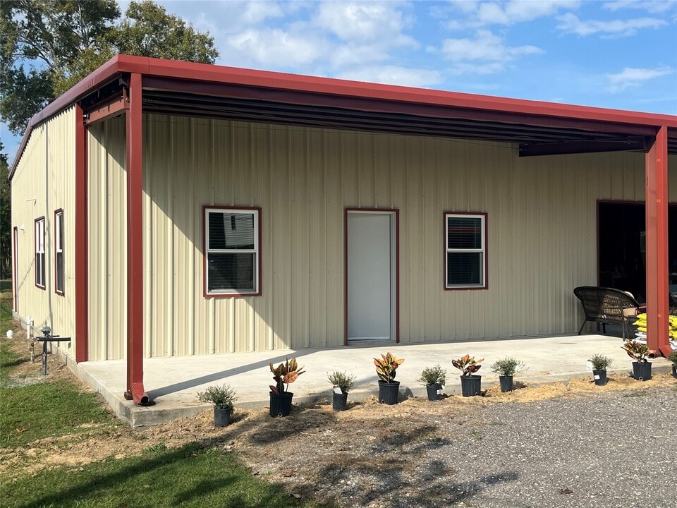 316 E A St in La Porte, TX - Building Photo