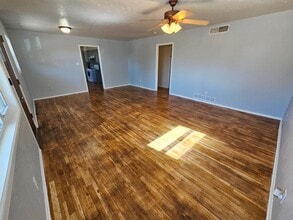 1310 Dewey Ln in Alamogordo, NM - Building Photo - Building Photo