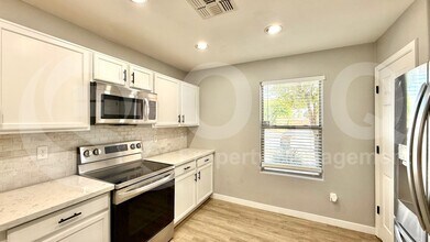 21192 E Avenida Del Valle in Queen Creek, AZ - Foto de edificio - Building Photo