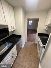 1119 N Stuart St in Arlington, VA - Building Photo - Building Photo