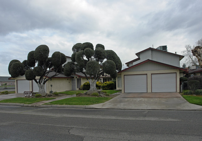 323 N N St in Madera, CA - Building Photo - Building Photo