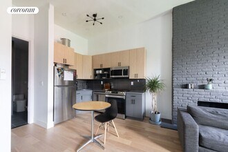 2 Lincoln Pl in Brooklyn, NY - Building Photo - Building Photo