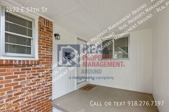 2422 E 57th St in Tulsa, OK - Building Photo - Building Photo