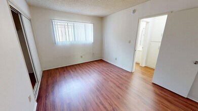740 W. Laconia in Los Angeles, CA - Foto de edificio - Interior Photo