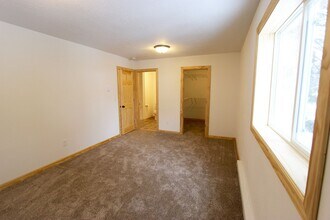 902 3rd Ave N in Moorhead, MN - Building Photo - Building Photo