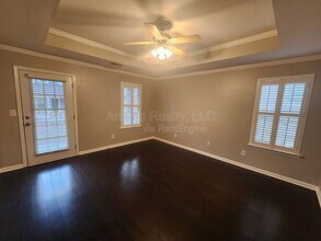 587 Delbridge St NW in Atlanta, GA - Building Photo - Building Photo