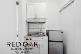 5611 Carlton Way in Los Angeles, CA - Building Photo - Building Photo