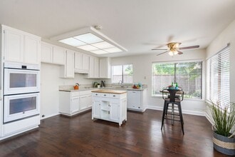 10 Morningsun Ct in Sacramento, CA - Building Photo - Building Photo