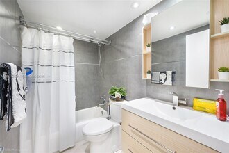 1001 91st St in Bay Harbor Islands, FL - Building Photo - Building Photo