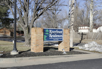 Riverfront Residences in Wichita, KS - Building Photo - Building Photo