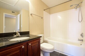 2019 Dixie Belle Dr in Orlando, FL - Building Photo - Building Photo