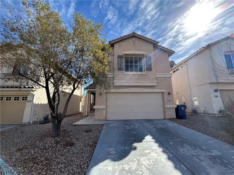 10516 Mojave Ridge Ct in Las Vegas, NV - Building Photo