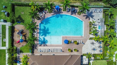 21016 NE 2nd Ct in North Miami Beach, FL - Building Photo - Building Photo