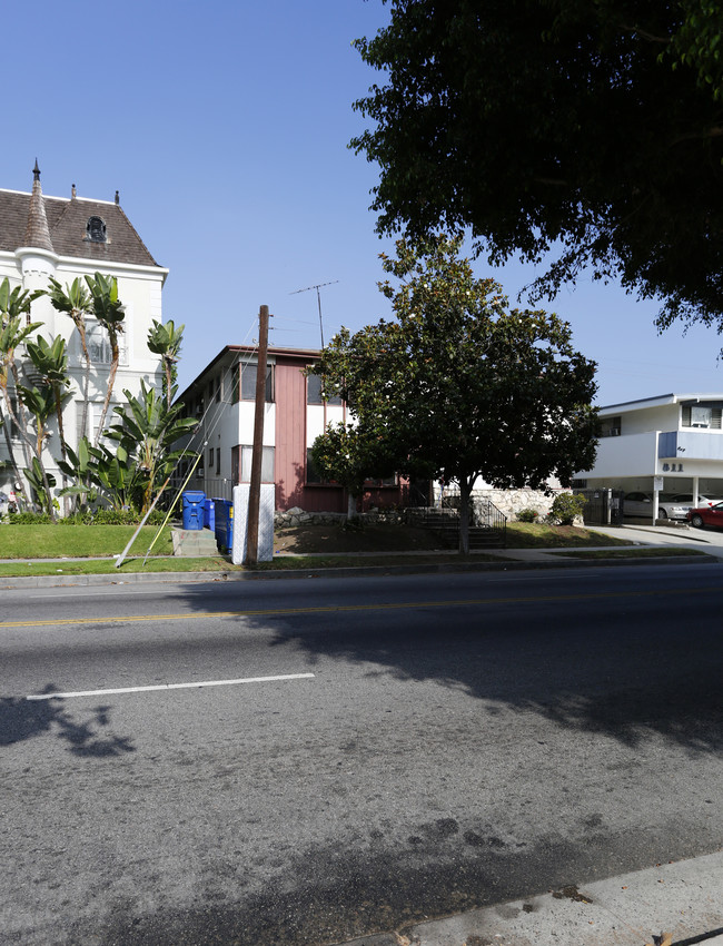 815 S Wilton Pl in Los Angeles, CA - Foto de edificio - Building Photo