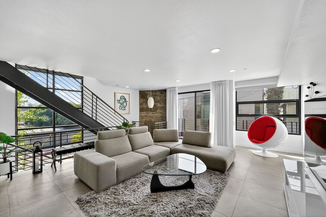 1418 Innes Pl in Venice, CA - Building Photo