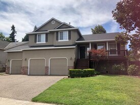 12289 SW 114th Ter in Portland, OR - Building Photo