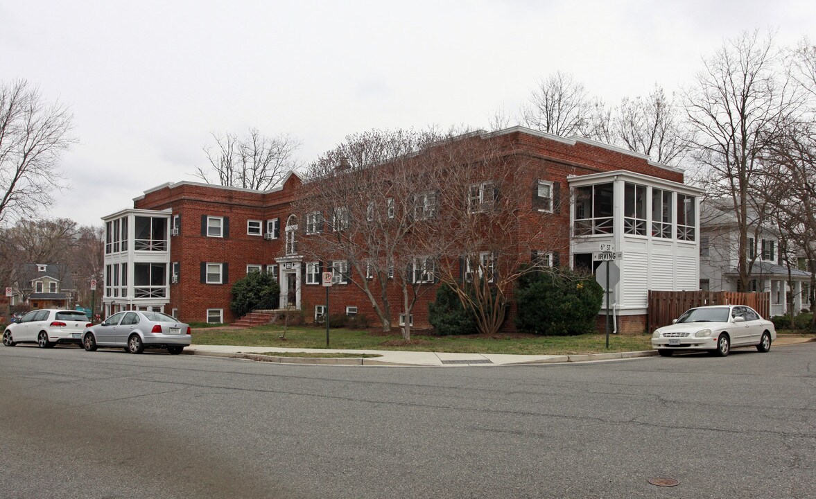 Irving Apartments in Arlington, VA - Foto de edificio