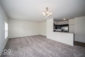12035 Zircon Ln in Fishers, IN - Building Photo - Building Photo