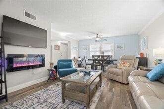 7701 Starkey Rd, Unit 737 in Seminole, FL - Building Photo - Building Photo