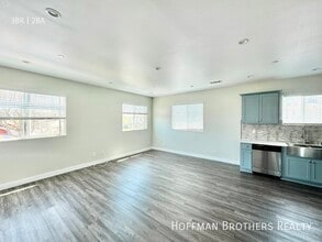 752 W 4th St in Los Angeles, CA - Building Photo - Building Photo