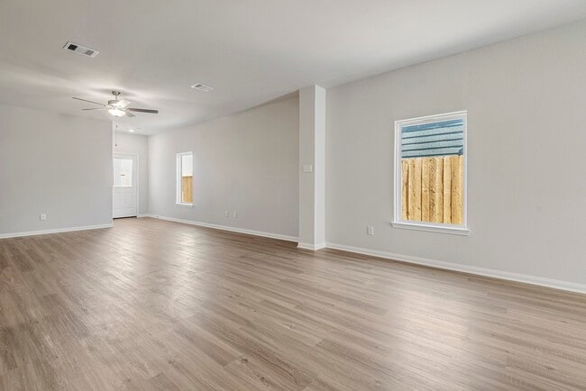 8207 Burnt Orchid Dr in Houston, TX - Building Photo - Building Photo