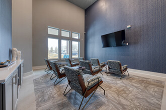 Heritage Estates at Wells Branch 55+ in Austin, TX - Foto de edificio - Interior Photo