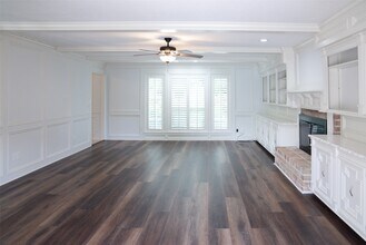 16611 Brenton Oaks Dr in Spring, TX - Building Photo - Building Photo