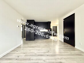 4729 Northcrest Dr in Fort Wayne, IN - Building Photo - Building Photo