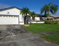 26040 SW 130th Pl in Homestead, FL - Foto de edificio - Building Photo