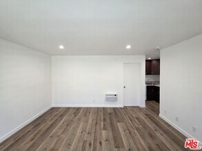 2400 Vanderbilt Ln in Redondo Beach, CA - Building Photo - Building Photo
