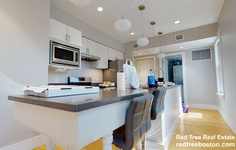 40 Bow St, Unit 1 in Cambridge, MA - Building Photo - Building Photo