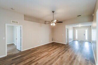 5342 Arlington Rd in Jacksonville, FL - Building Photo - Building Photo
